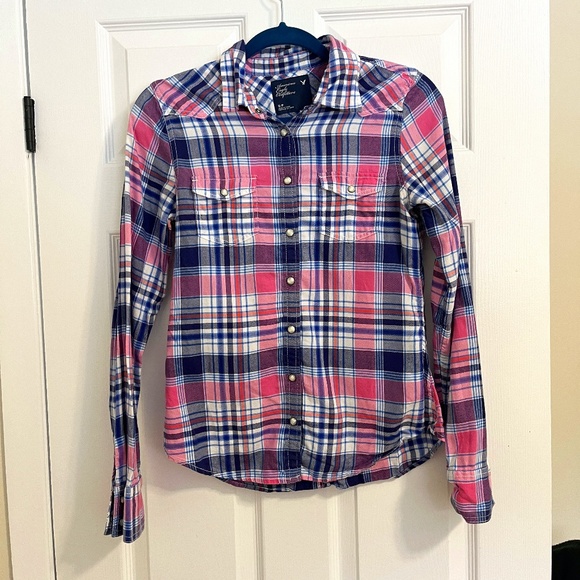 AE Plaid button down - Picture 1 of 3